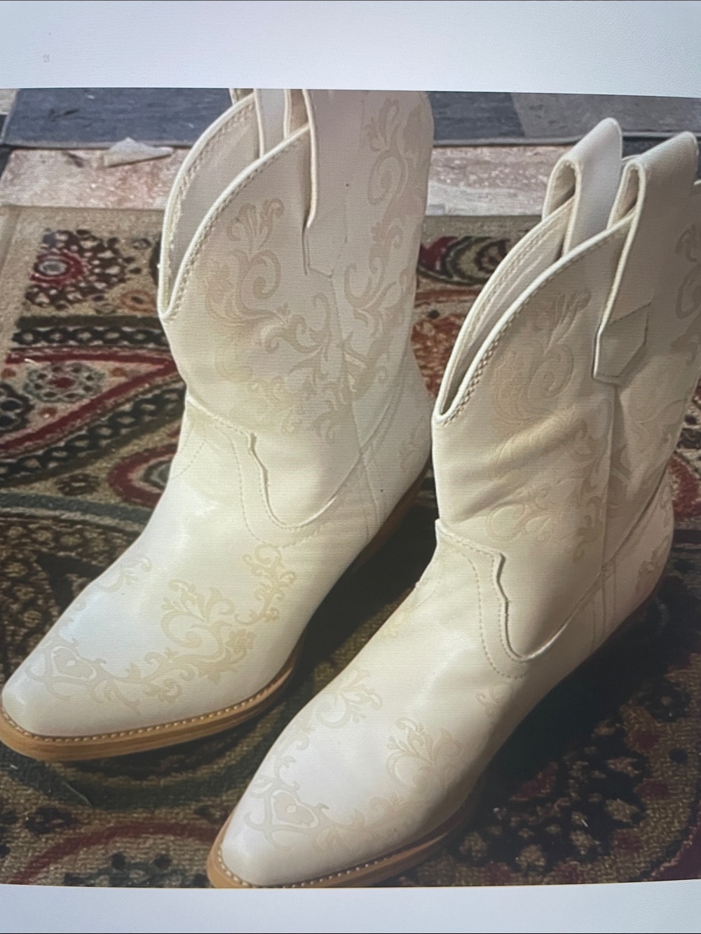 Women’s  Leather Embroidered Western Boots